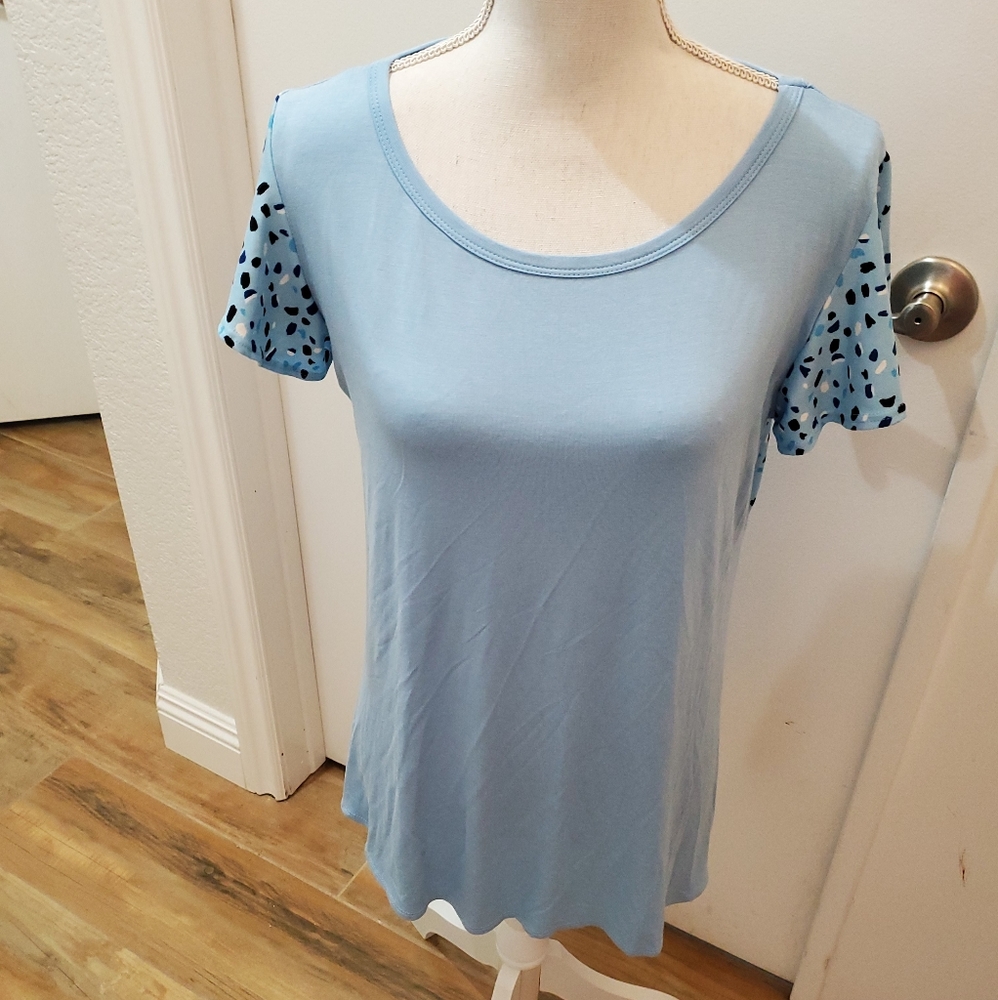 Short Sleeve Melon Tunic NWOT